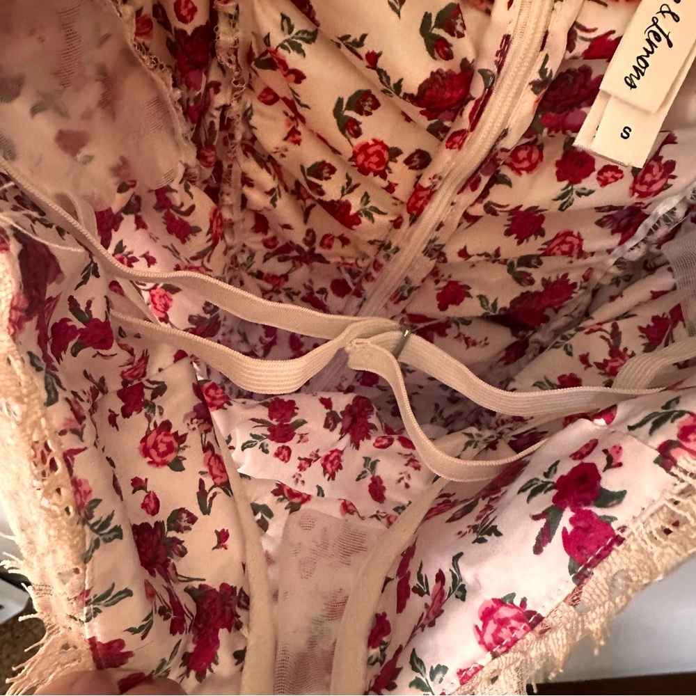 FOR LOVE & LEMONS Melrose Dress Floral Print Mini Bodycon Lace Red White - Picture 6 of 8
